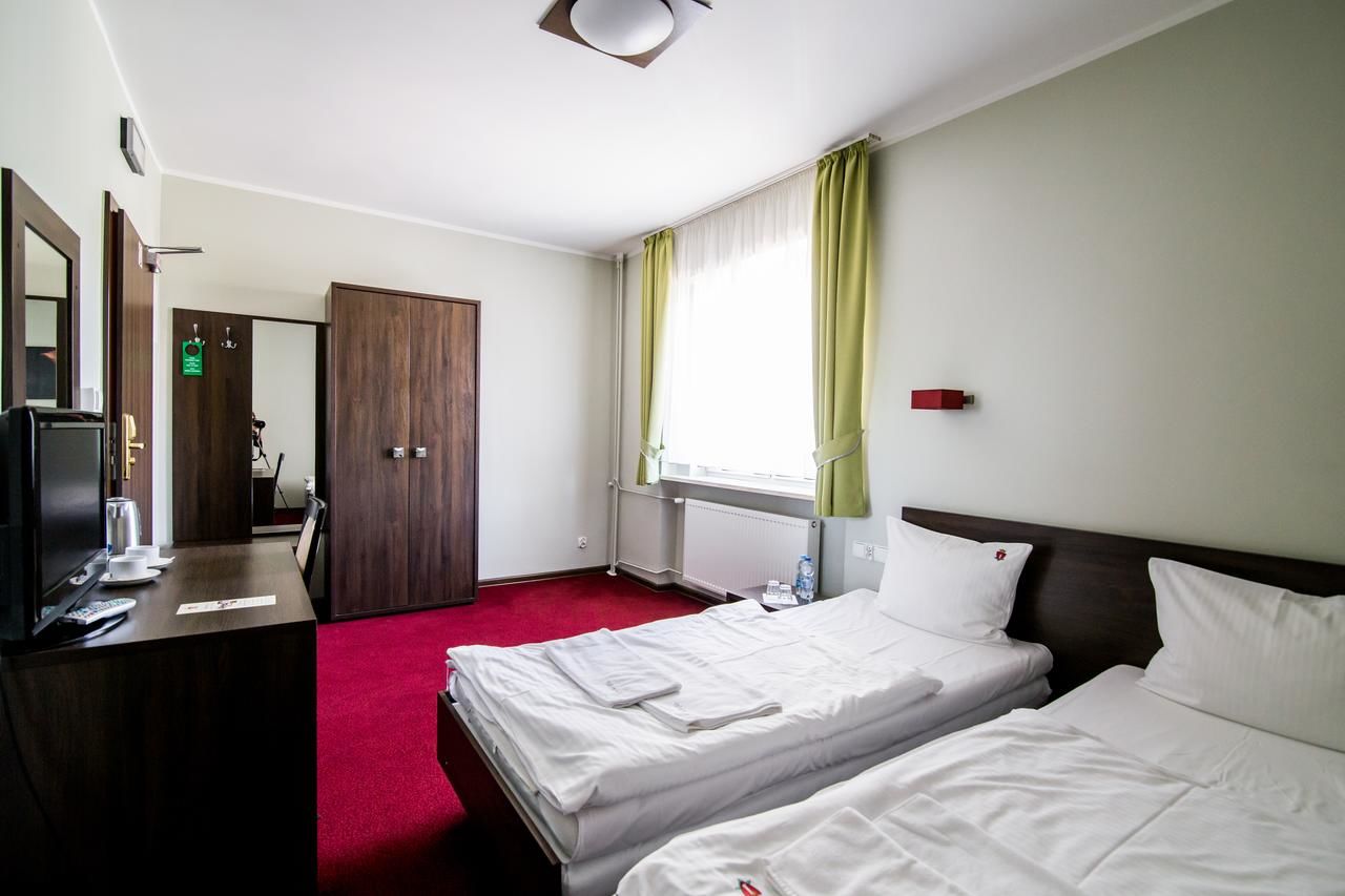 Отели типа «постель и завтрак» Hotel Walewscy Гданьск-Рембехово-6